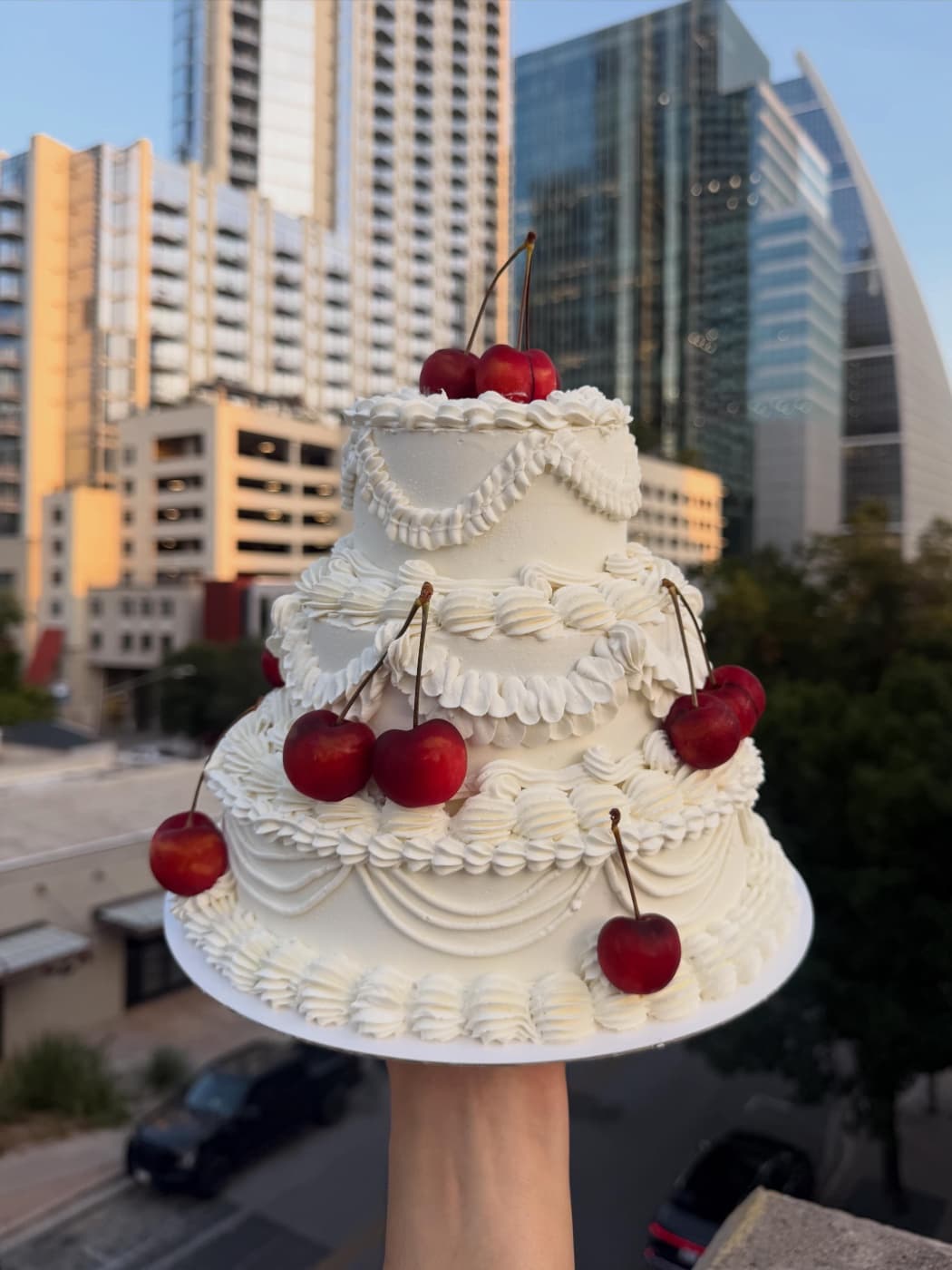 Vintage Wedding Cake — photo 2