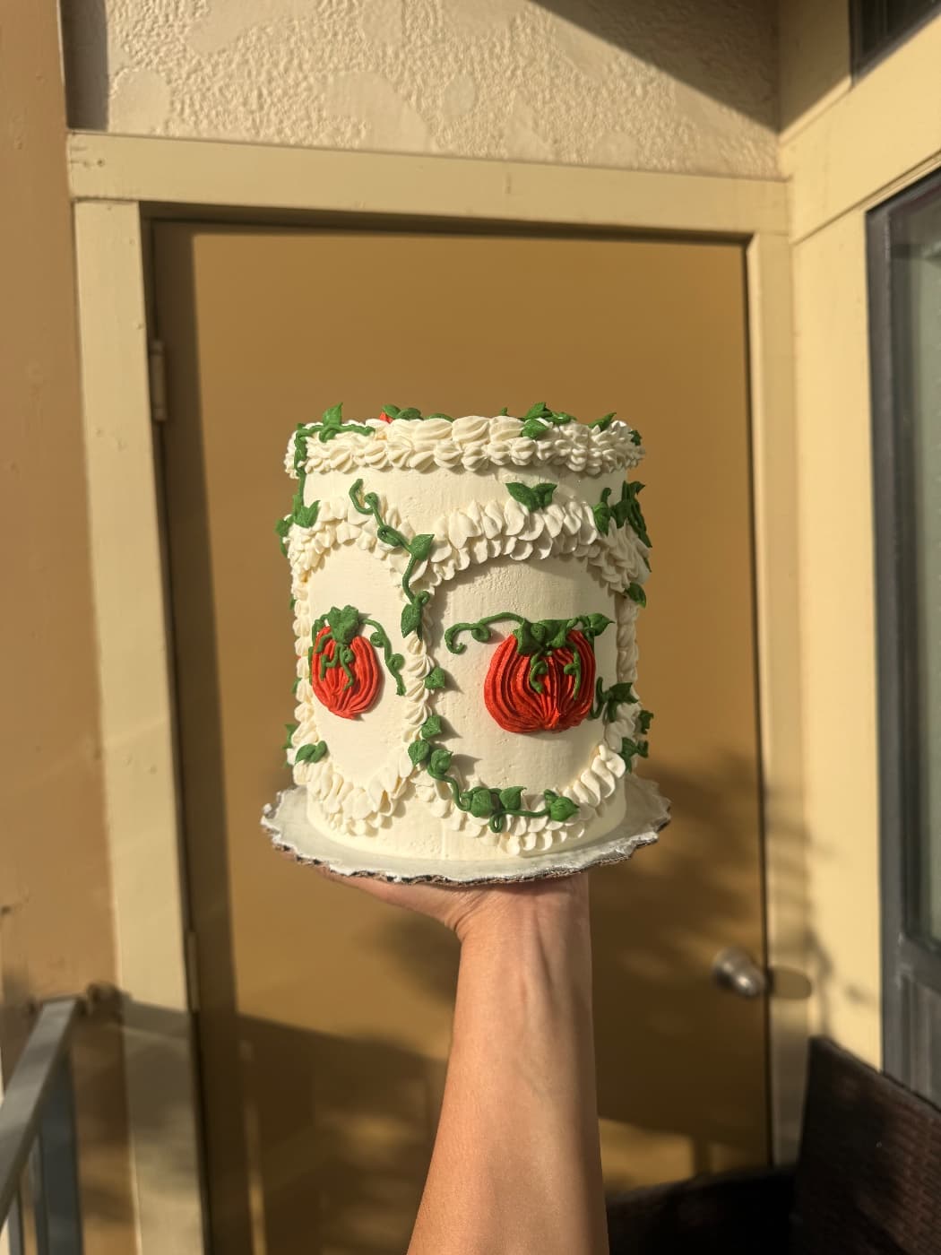 Holiday Themed Cake — photo 3